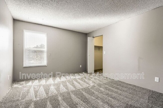 Building Photo - 11971 E Harvard Ave