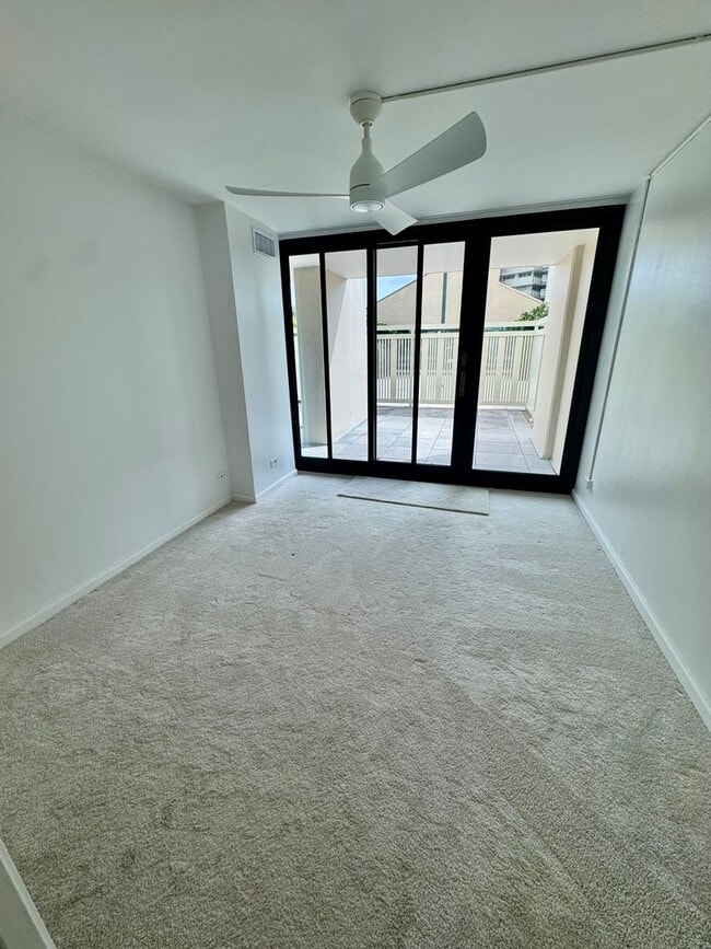 Building Photo - 1/1/2, Ground Floor Unit,  located at Mott-Smith in Makiki, Great Location!