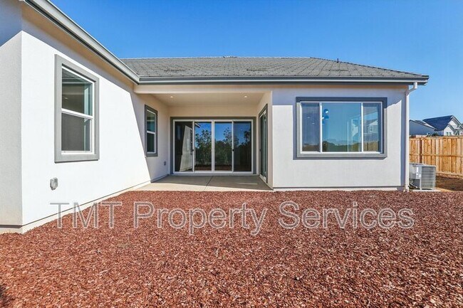 Building Photo - 1007 Bridger Dr