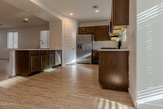 Building Photo - 3830 S 64th Dr