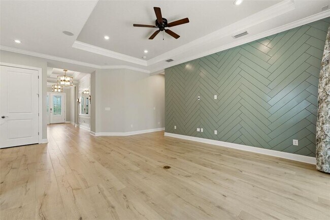 Building Photo - 7708 Moonbeam Ave