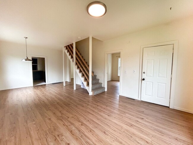 Building Photo - 19th - GPM351N-4