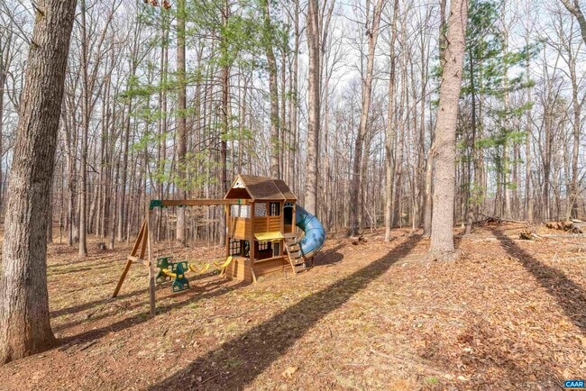 Building Photo - 3125 Beau Mont Farm Rd