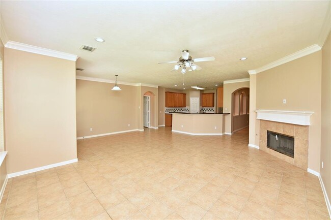 Building Photo - 6718 Constatine Ct
