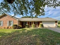 Building Photo - 176 Barnstable Ct