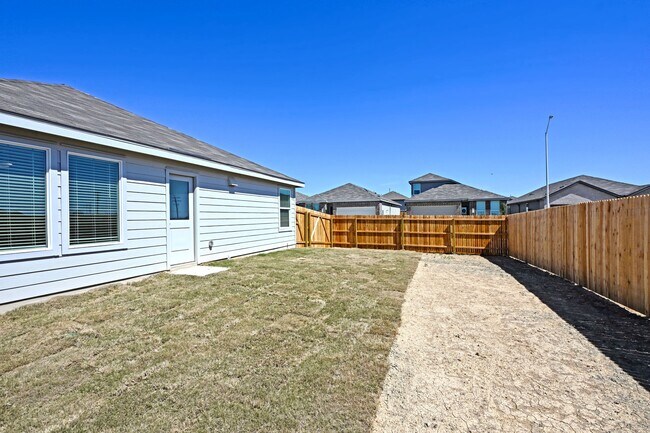 Building Photo - 1805 Stonechat