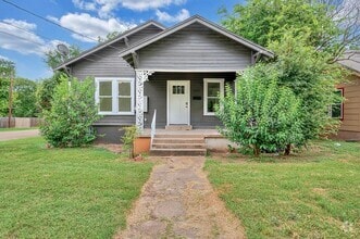 Building Photo - Newly Renovated 3 Bed, 3 Bath Home in Waco