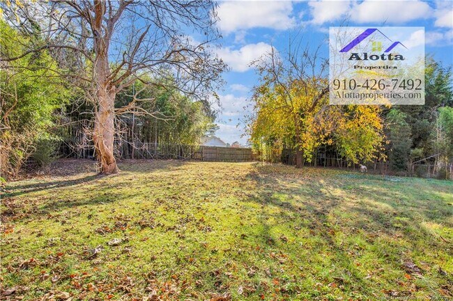 Building Photo - 6561 Stillwater Dr