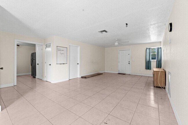 Building Photo - 5313 Colbright Rd