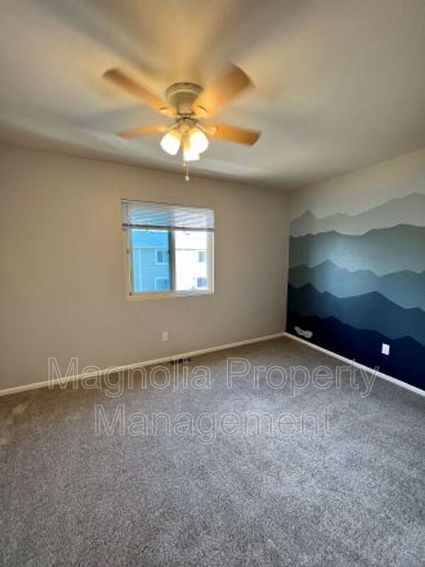 Building Photo - 5360 Solar Ridge Dr