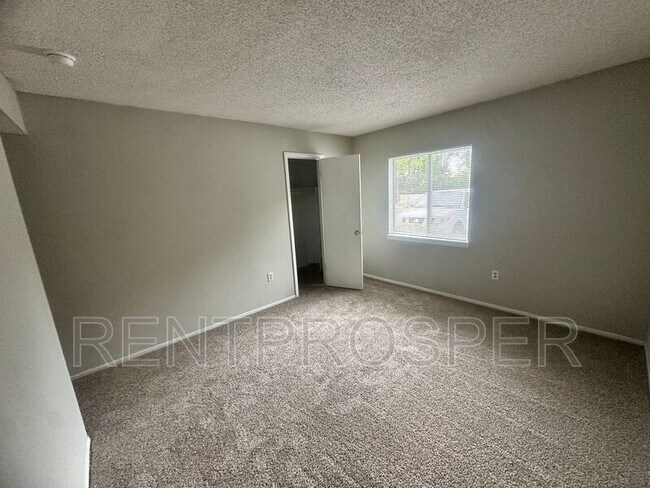 Building Photo - 4305 S Semoran Blvd