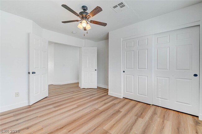 Building Photo - 2817 Via Florentine St