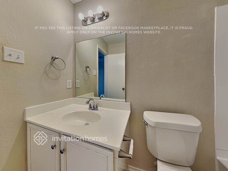 Building Photo - 1509 Queens Brook Ln