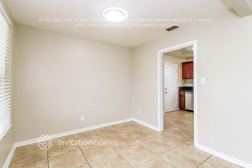 Building Photo - 2223 Juliesse Ave