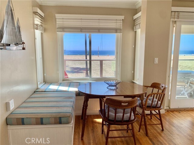 Building Photo - 3003 Ocean Front Walk