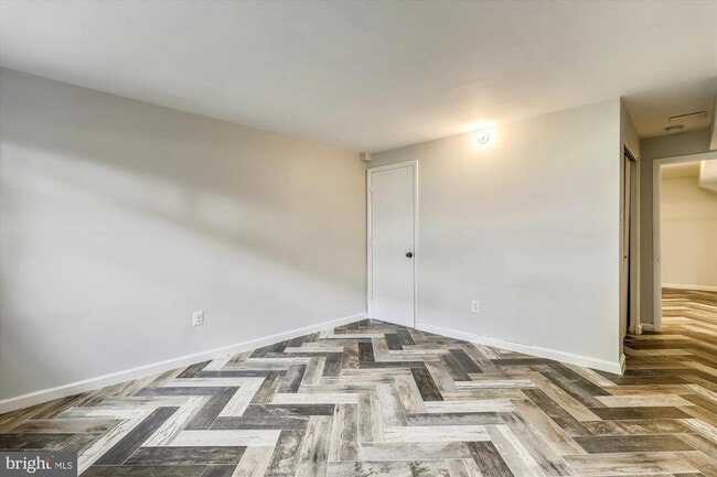 Building Photo - 5511 Huntington Pkwy