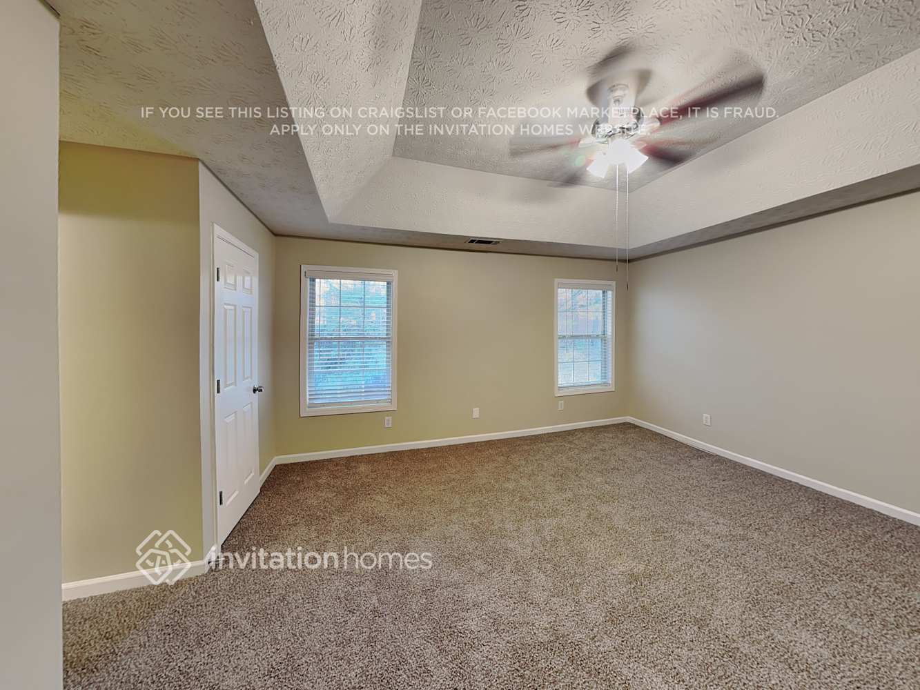 Building Photo - 690 Castlebrooke Dr SE