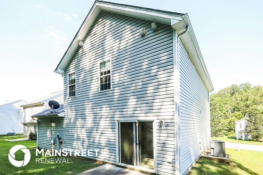 Building Photo - 6214 Creekbrooke Ct