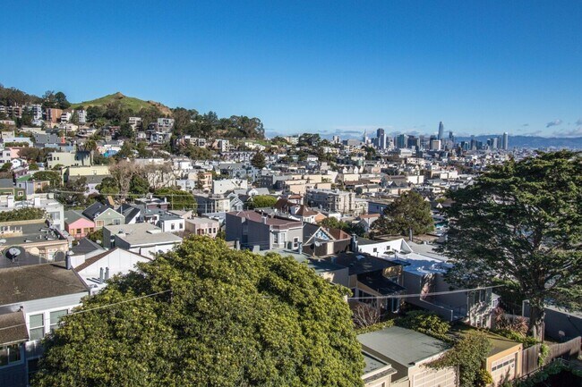 Building Photo - Eureka Valley/Castro 4 Bed + Bonus Room, 3 Bath, 2 Car Garage, City & Valley Views