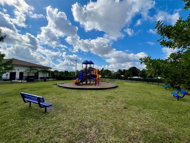 Building Photo - 12713 NW 24th Ave