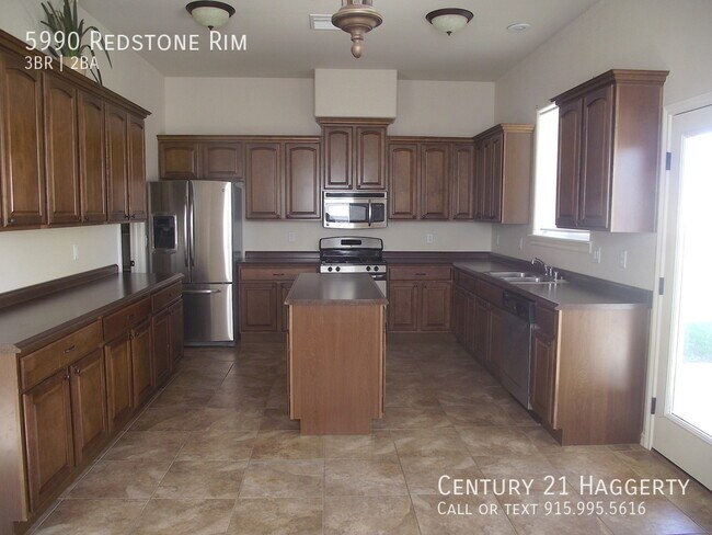 Building Photo - 5990 Redstone Rim Dr