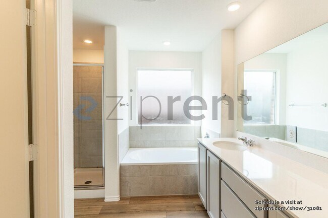 Building Photo - 2301 Four Waters Lp