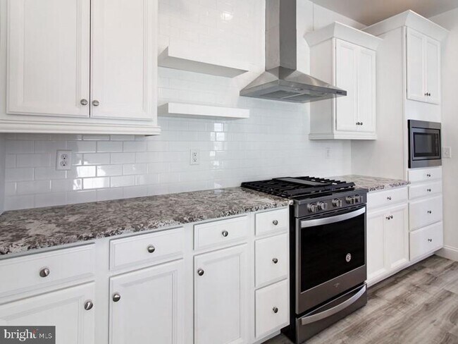 Building Photo - 3251 Mateer Ln