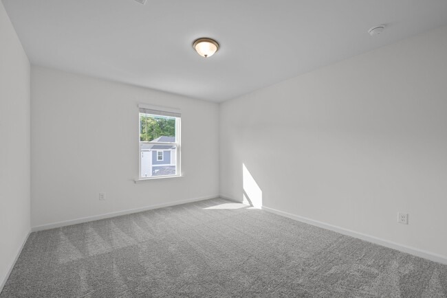 Building Photo - 1349 Underbrush Dr