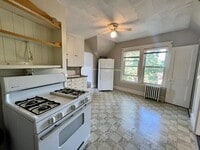 Building Photo - 231 Cato St