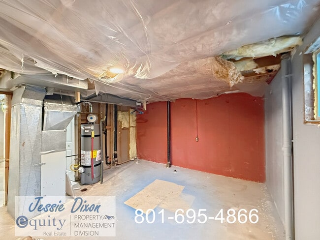 Building Photo - 243 Mill St