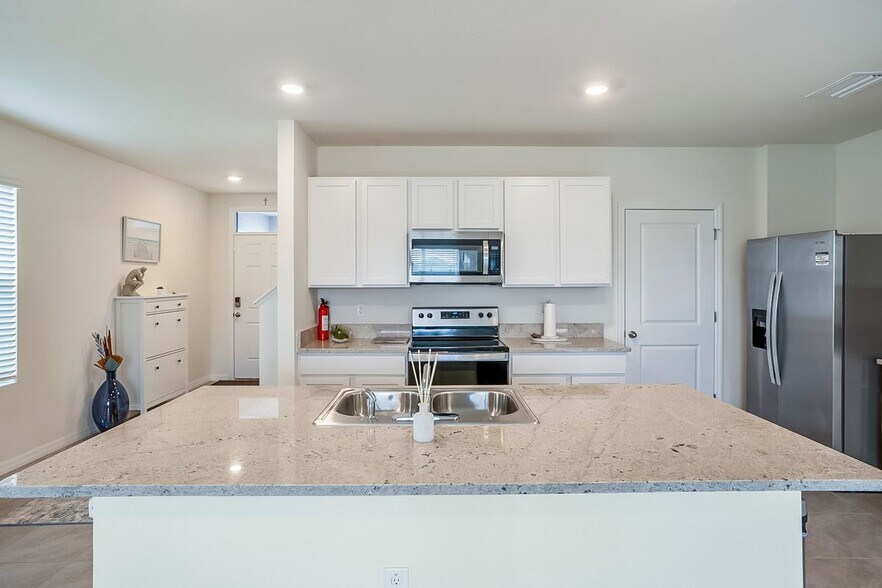 Building Photo - 16088 Sunday Stroll Wy