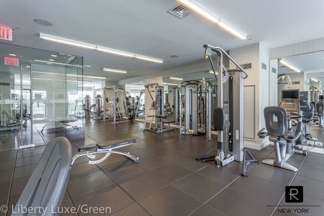 Building Photo - 300 North End Avenue