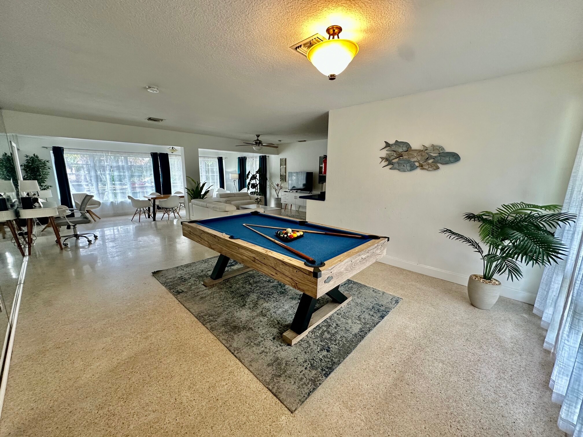 Building Photo - 2901 NW 9th Ter