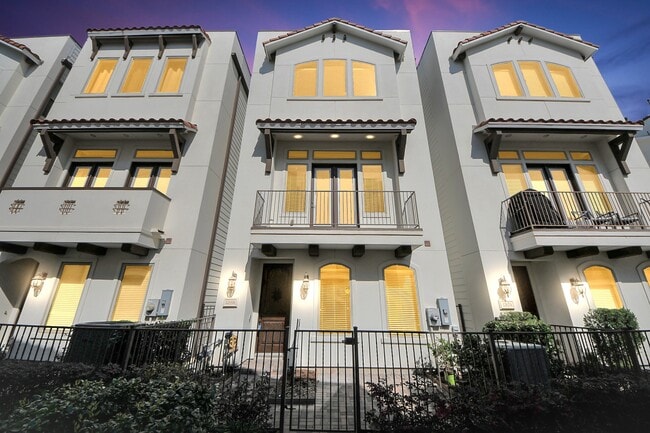 Building Photo - 1265A Bonner St