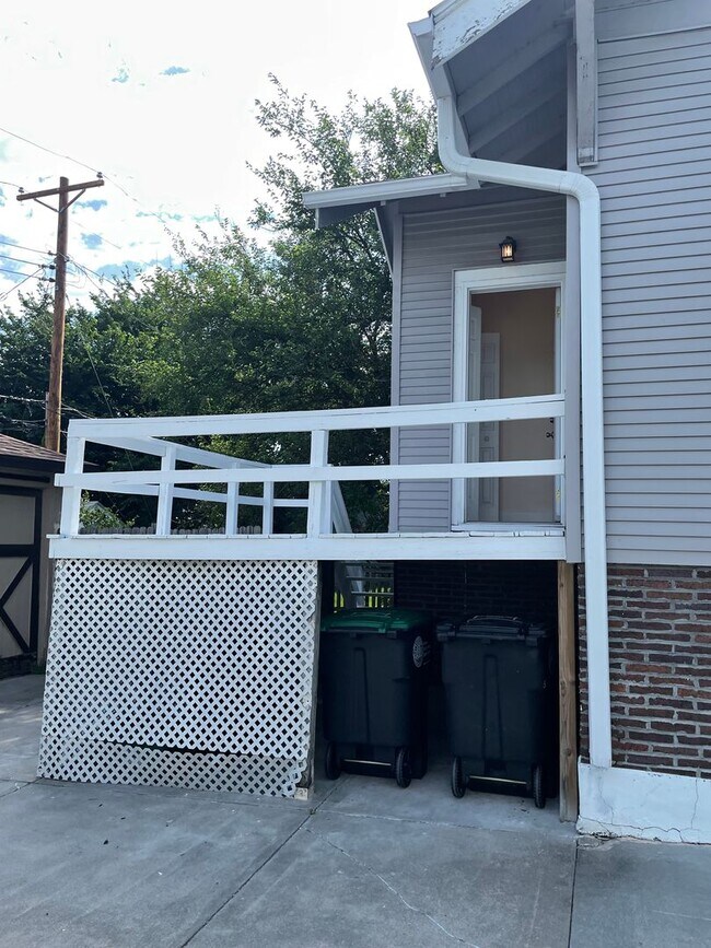 Building Photo - 4212 Marcy St