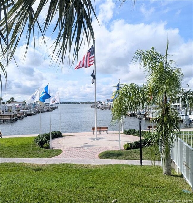 Building Photo - 438 Nettles Blvd