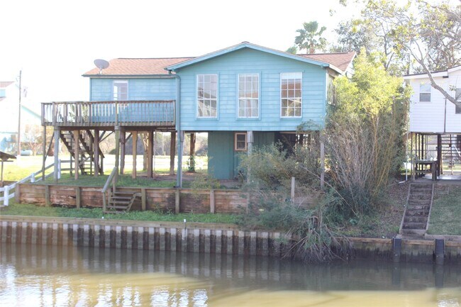 Building Photo - 440 Creek Dr