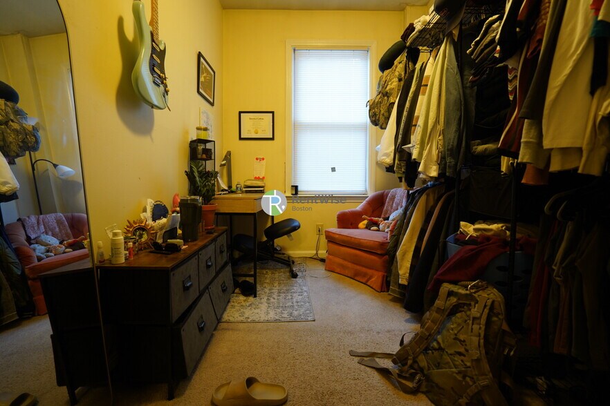 Building Photo - 11 Lorraine Terrace