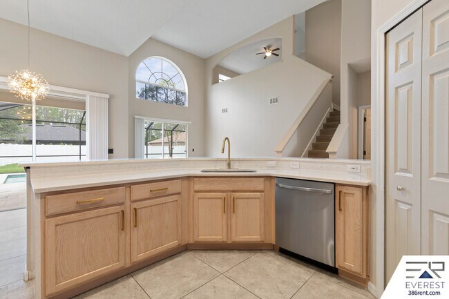 Building Photo - 60 Brigadoon Ln