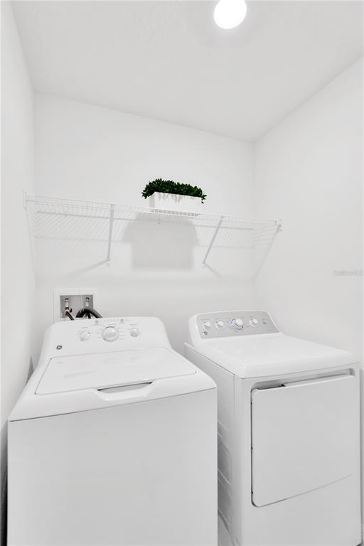 Building Photo - 6032 Shiner St