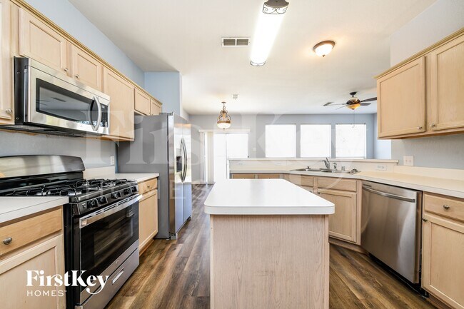 Building Photo - 4909 Lodgepole Ln