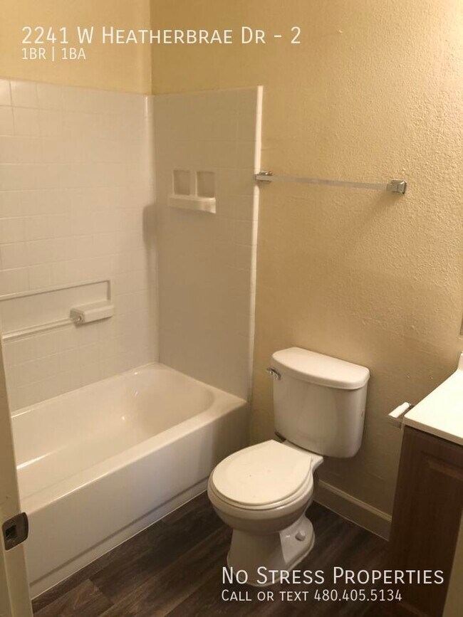 Building Photo - 2241 W Heatherbrae Dr