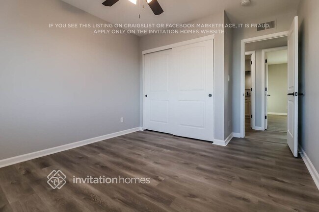 Building Photo - 10845 N 44th Ln