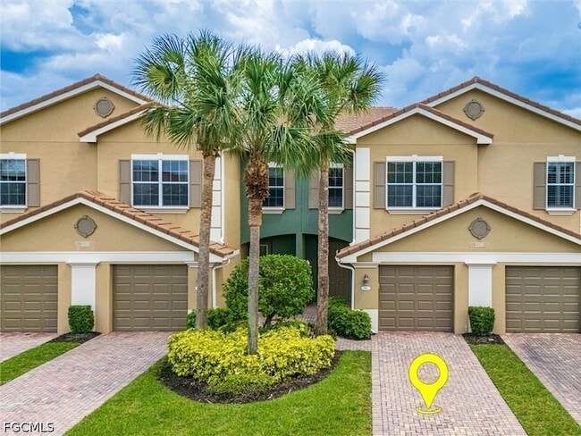 Building Photo - 3210 Cottonwood Bend