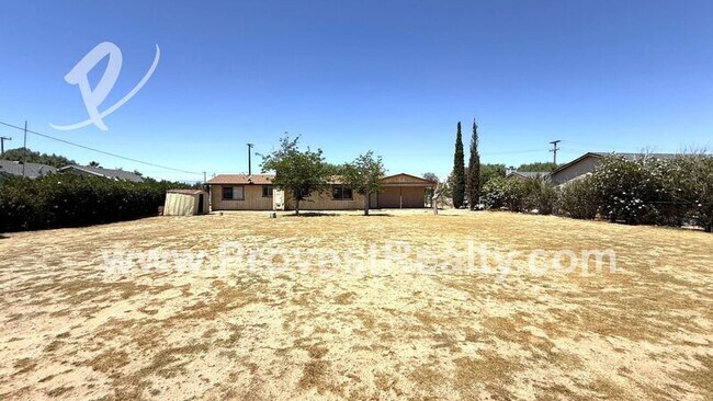 Building Photo - 11045 Kiowa Rd