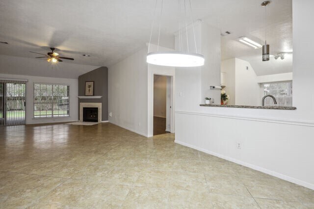 Building Photo - 18617 Hiddenbay Way