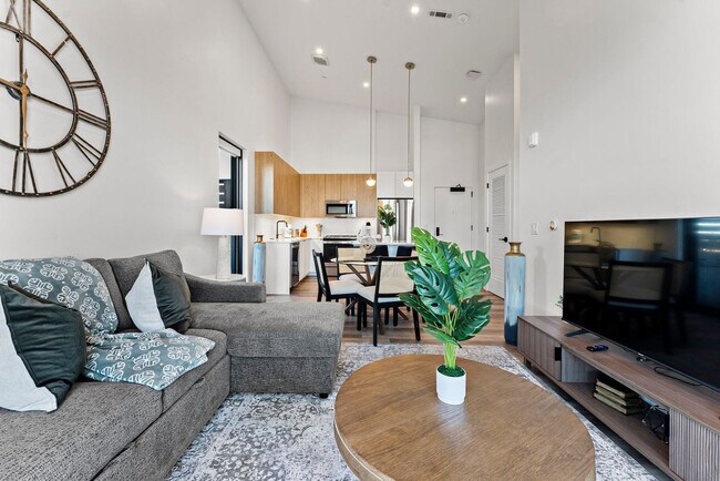 Building Photo - 282 Bremen St