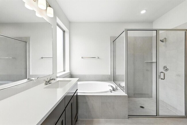 Building Photo - 177 Plumbago Loop