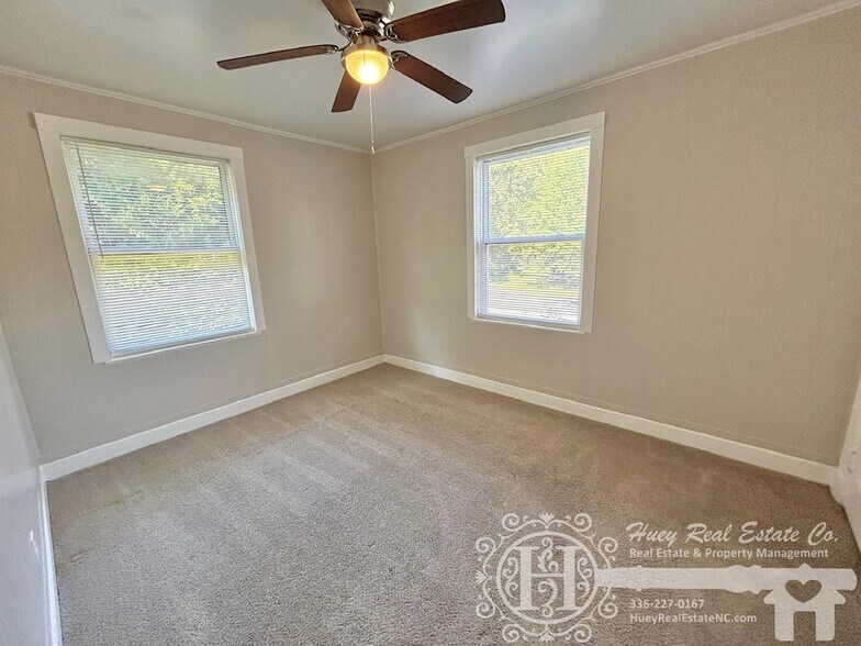 Bedroom 2 - 567 Parkview Dr