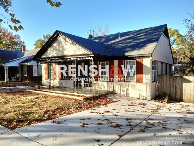 Building Photo - Duplex Unit - Newly Renovated - Evergreen ...